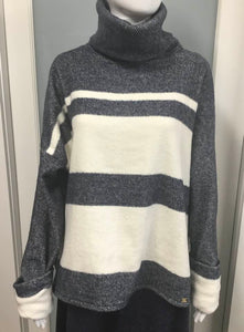 One size Blanket Sweater